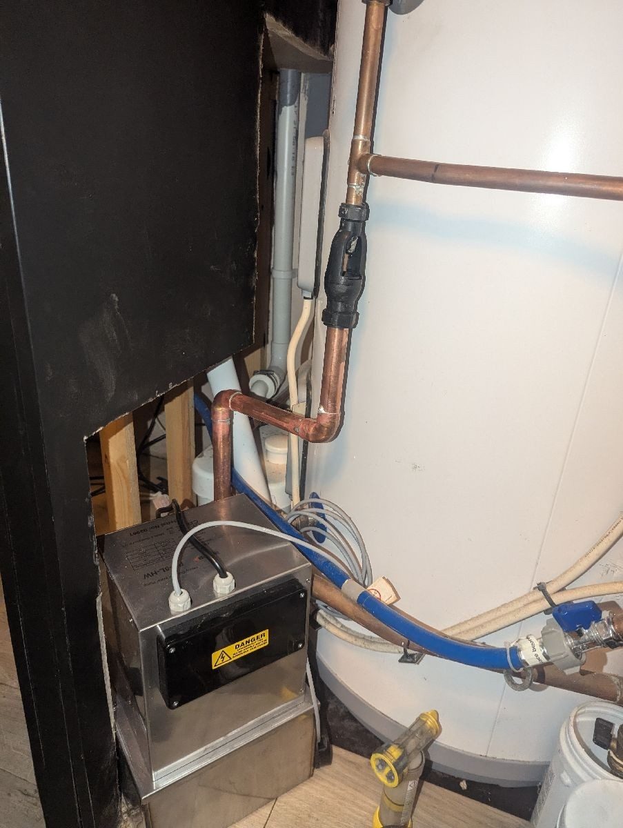 Immersion heater work on a hot water cylinder