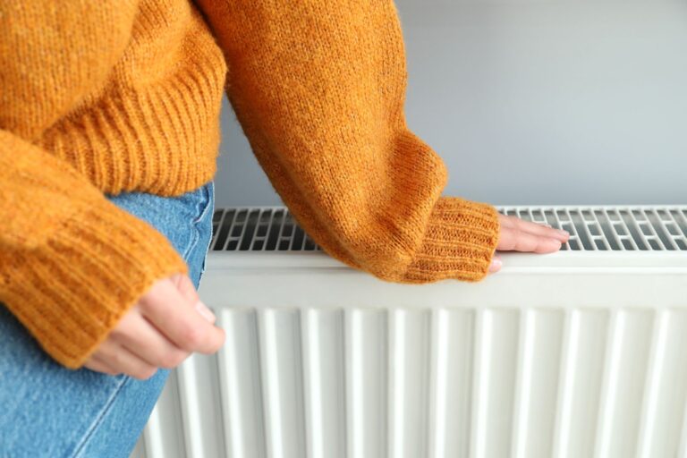 How to bleed your radiators at home